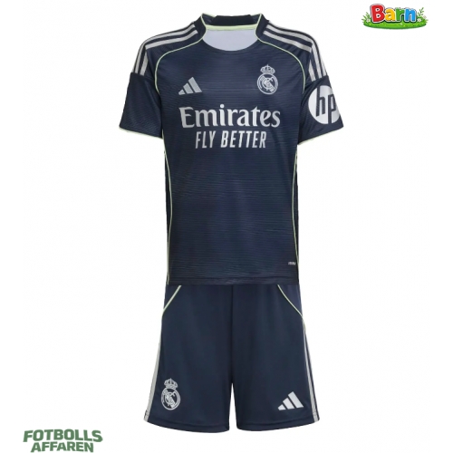 Real Madrid Bortaställ Barn 2025-26 Kortärmad (+ Korta byxor)
